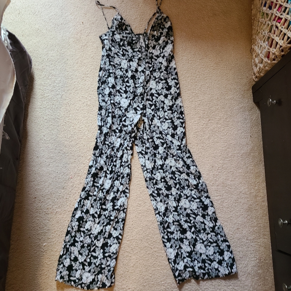 Button up black and white floral jumper